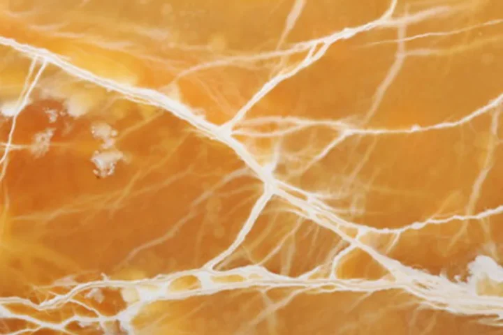 Онікс Orange Nuvolato