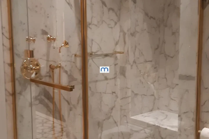 Ванна кімната з каменю та великоформатної плитки, Київ, фото 1